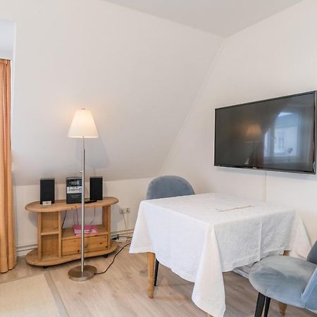 Haus Alleestrasse 37 Haus Alleestrasse 37, Wohnung 3 부숨 외부 사진